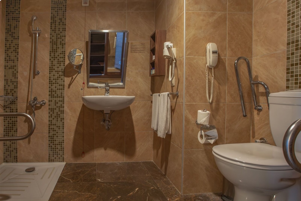 Kolin Hotel Spa & Convention Center 62/63
