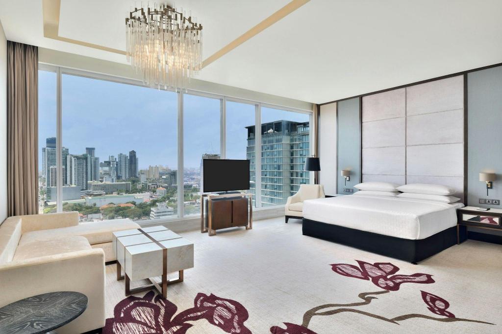 Junior Suite, King Bed, Ocean View, Club Lounge Access