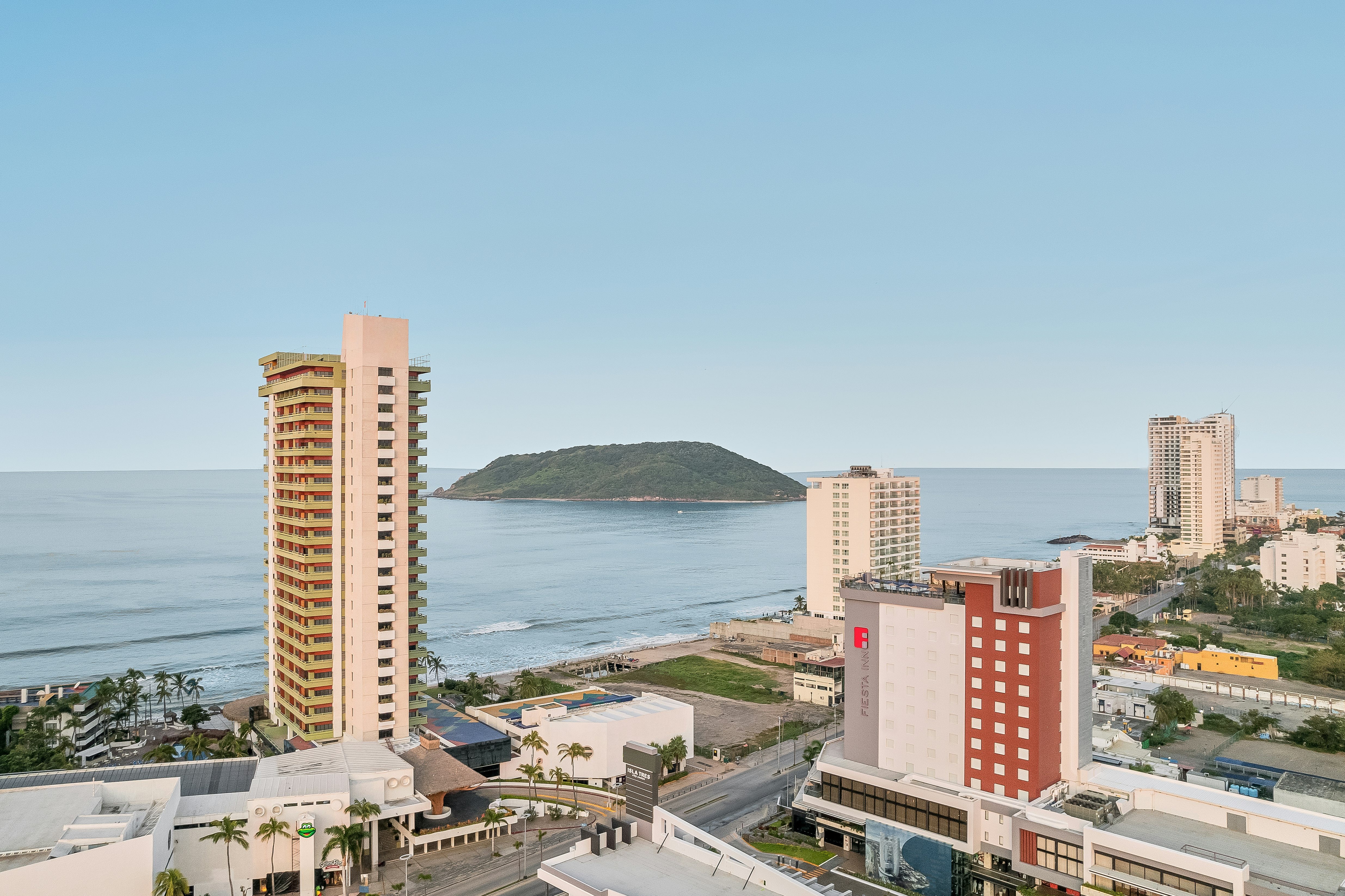 Fiesta Inn Mazatlan 44/53