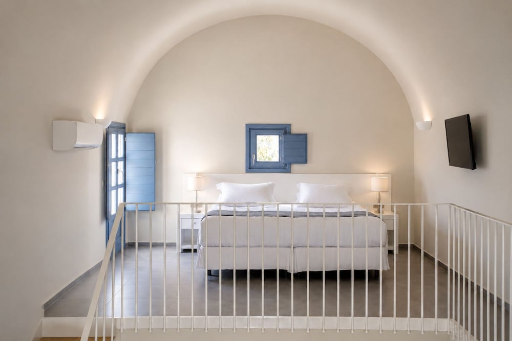 Loft, Suite, King Bed, Caldera View, Plunge Pool