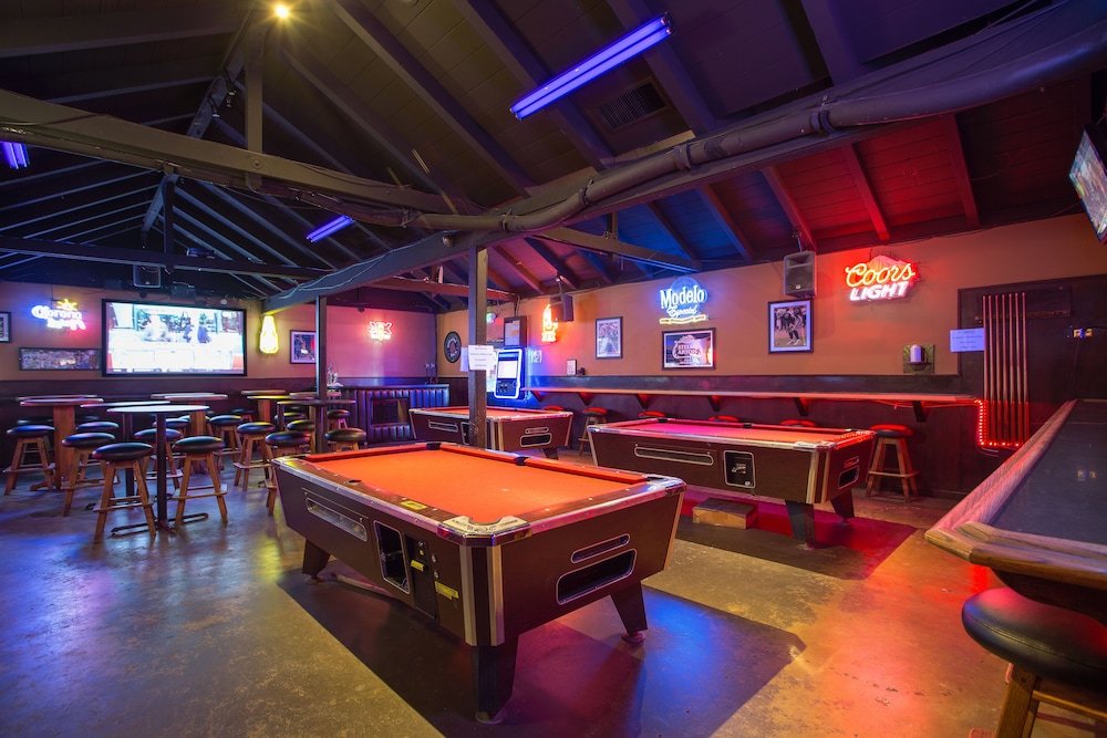 Best Whittier Inn 46/53