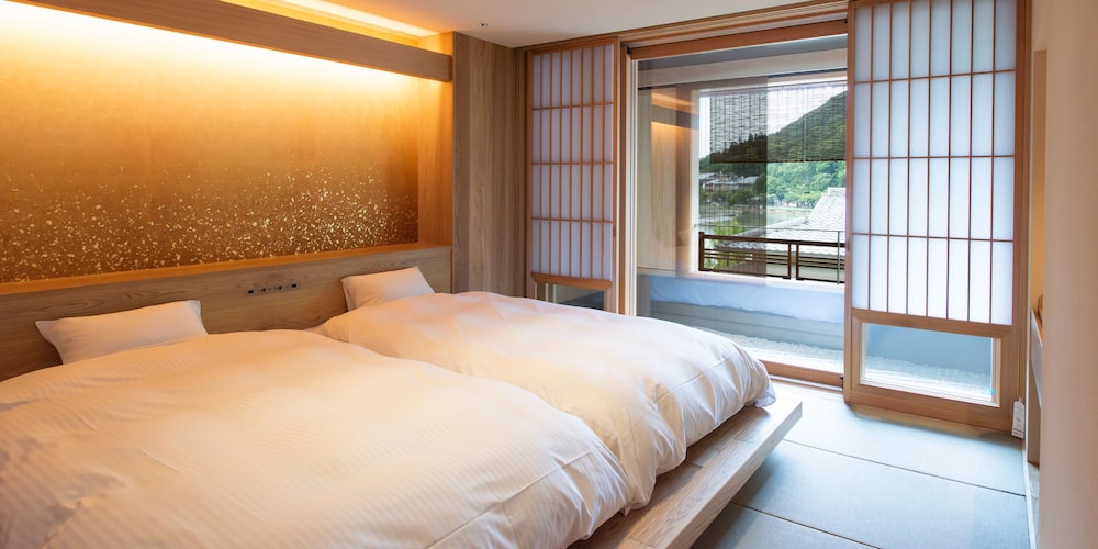 Suite, Twin Beds, Outdoor Bath