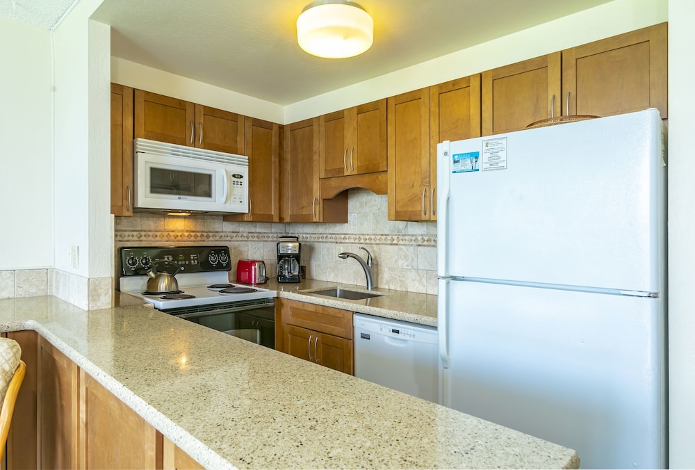 Kihei Surfside - Maui Condo &amp; Home 24/36