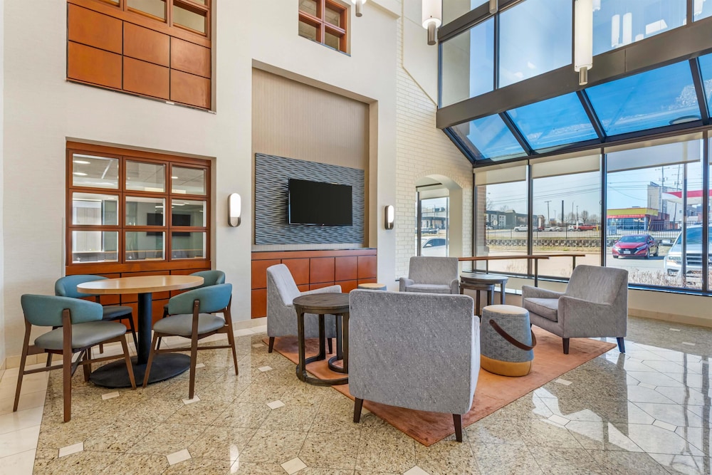 Drury Inn and Suites Joplin 31/50