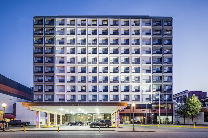 Doubletree By Hilton Huntington 1/26