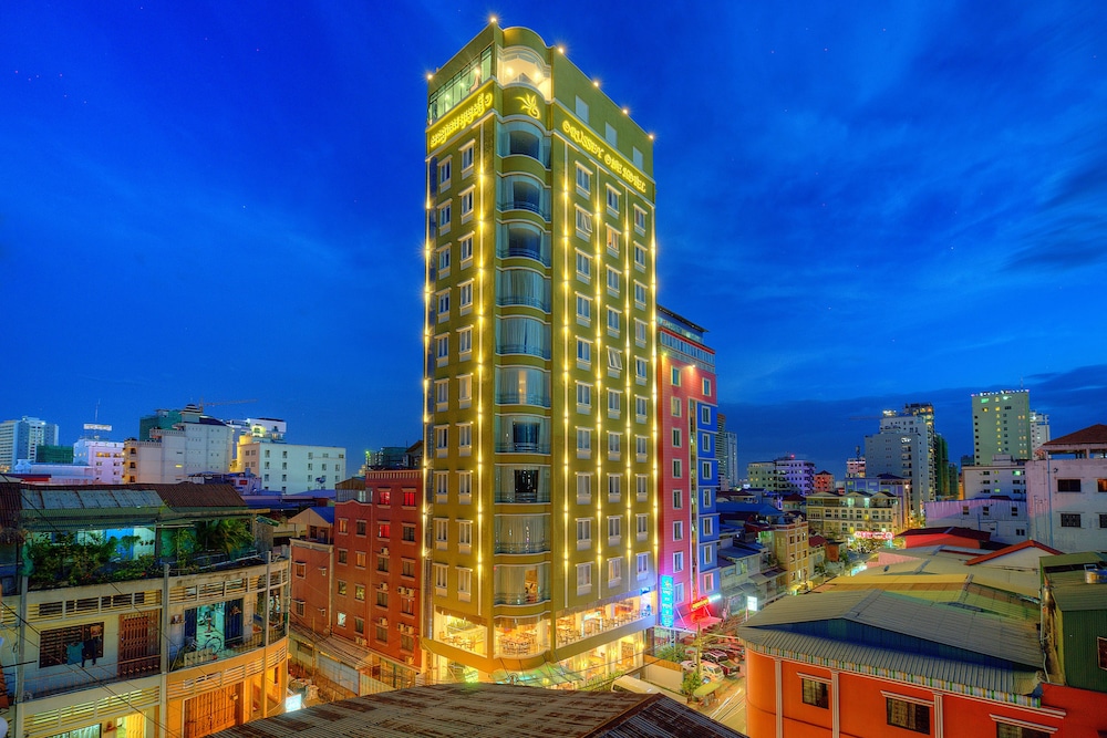 Orussey One Hotel Apartment 3/71