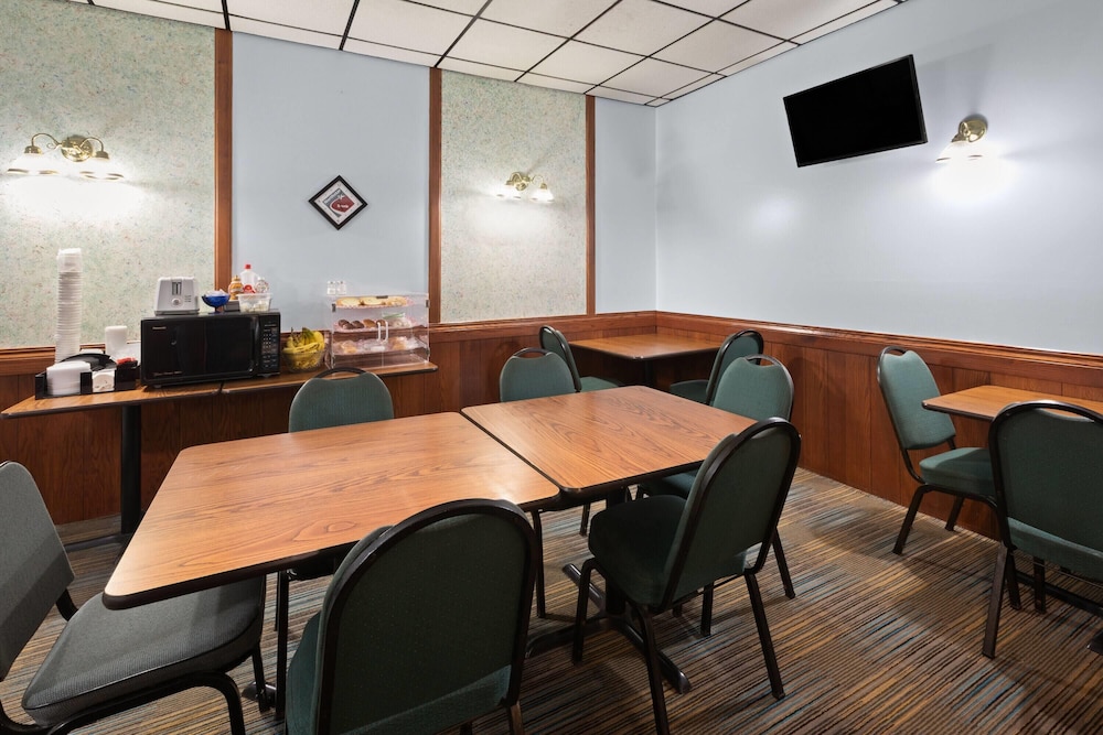 Days Inn by Wyndham Bad Axe 39/55