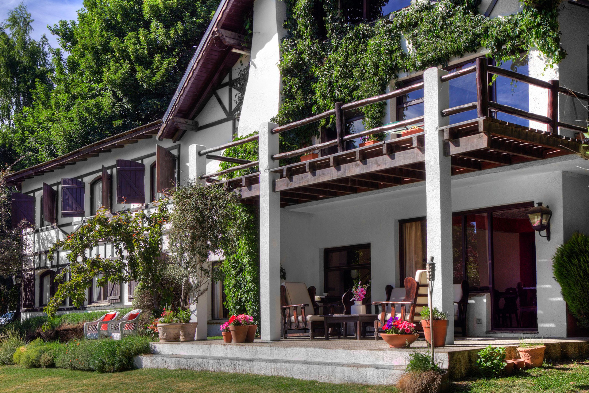 Hosteria del Prado . 1/28