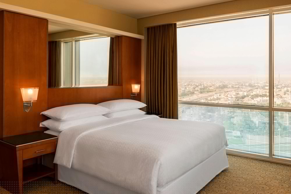 Four Points By Sheraton Kuwait 4/43