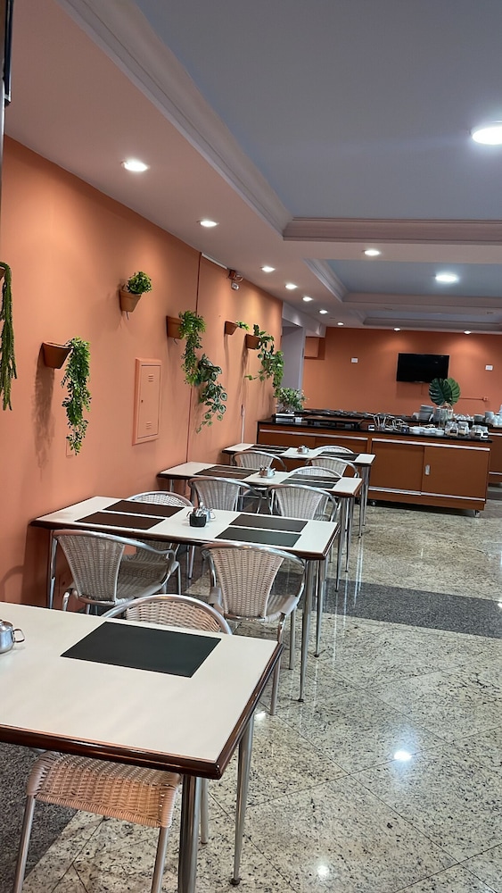 Abbas Hotel Uberlandia 45/50