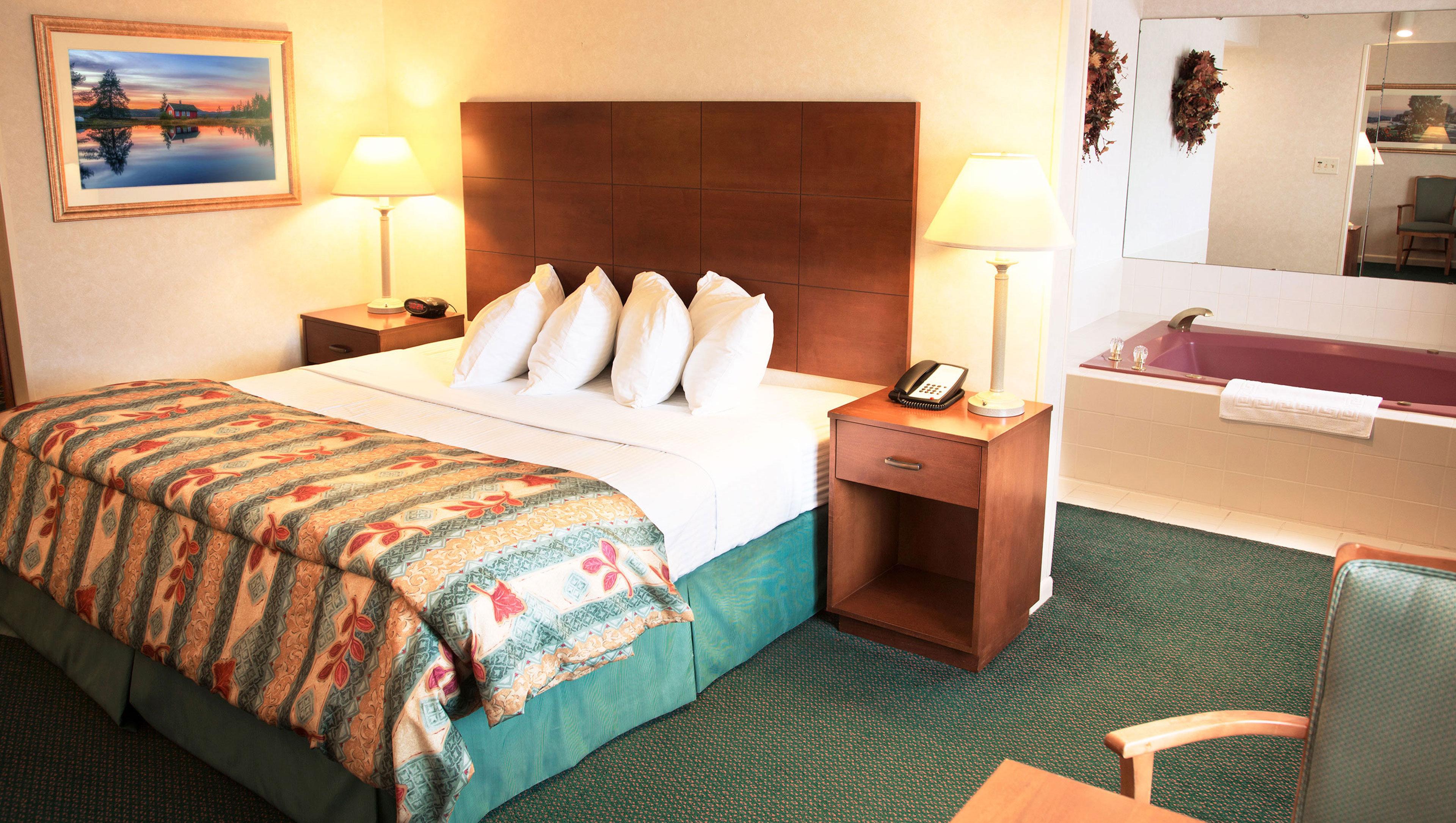 Suite, King Bed