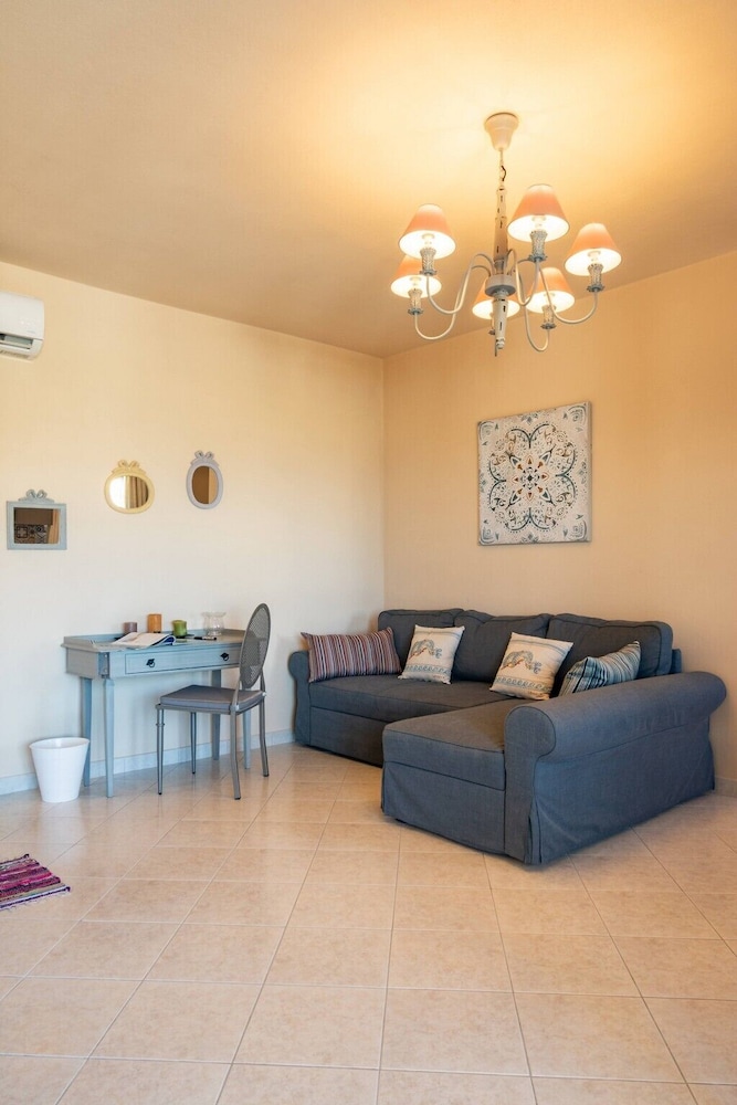 Elaia Villas 50/72