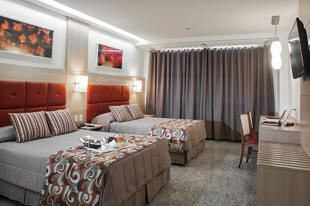 Normandy Hotel 24/42