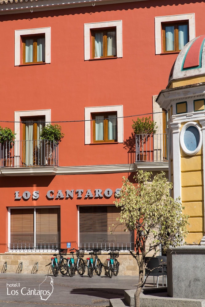 Los Cantaros 8/71