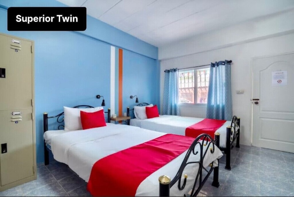 SUPERIOR, TWIN BEDS
