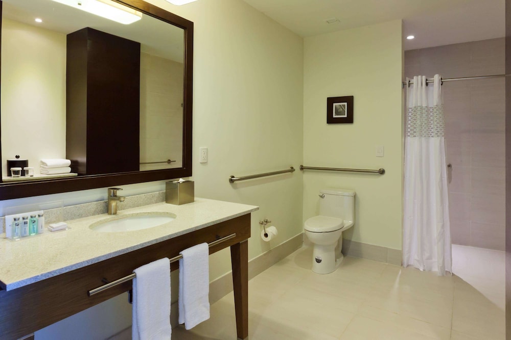 Hampton Inn by Hilton Ciudad del Carmen Campeche 15/50