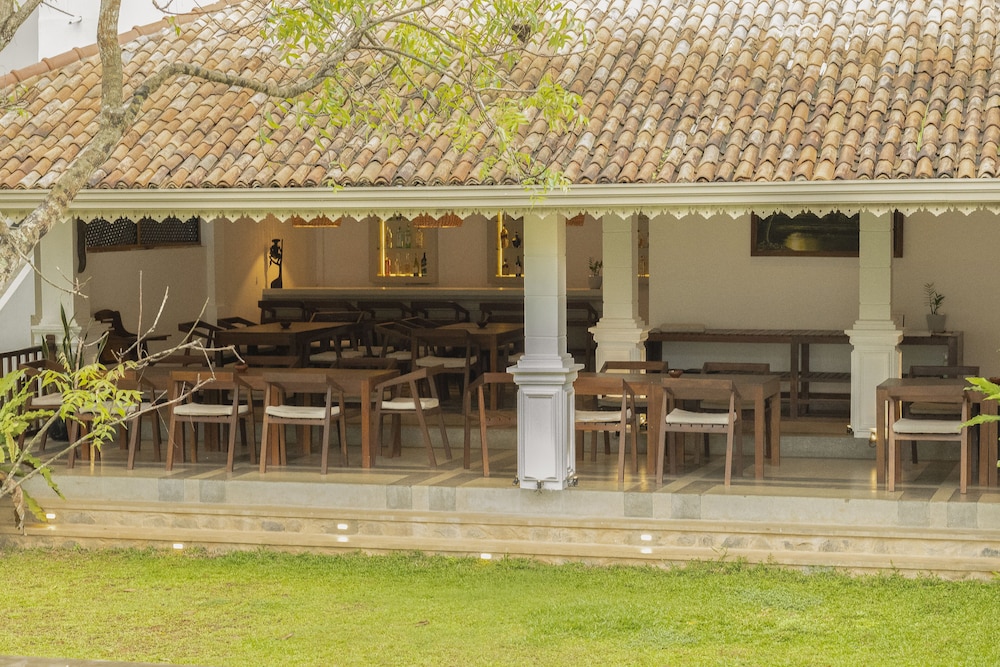 Serenity Boutique Unawatuna 7/50