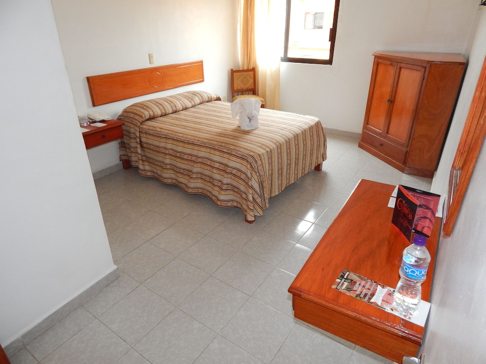 Hotel Arcos del Parque 11/46