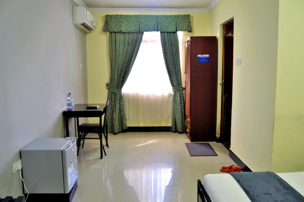 M Hotel Mbezi 23/71