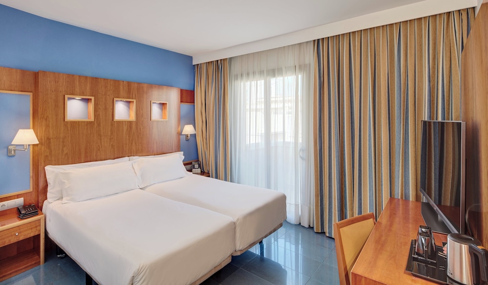 CLASSIC, DOUBLE BED, BALCONY