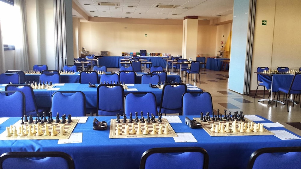 Hotel Naval Sestao 40/49
