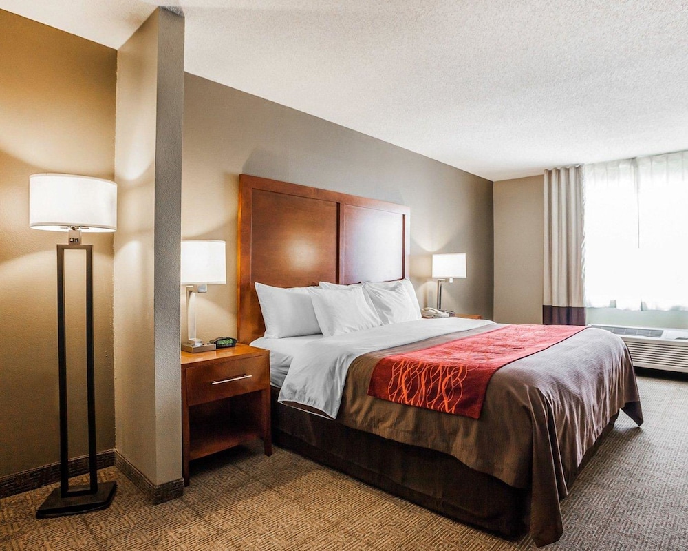Comfort Inn And Suites Moberly Ex Holiday Inn Express Moberly 10/36