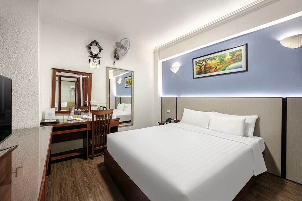 SUPERIOR, DOUBLE BED