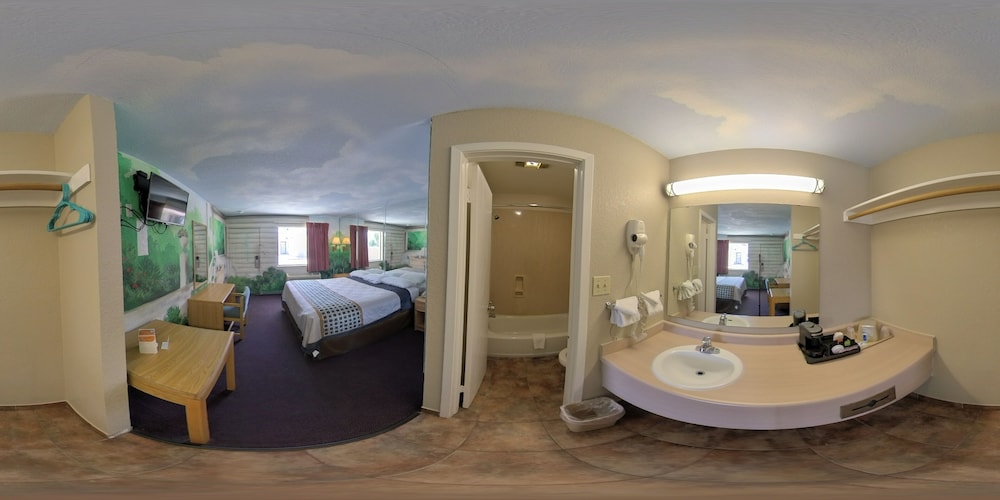 River Inn Motel (ex. Rodeway Inn Downtown) 24/29