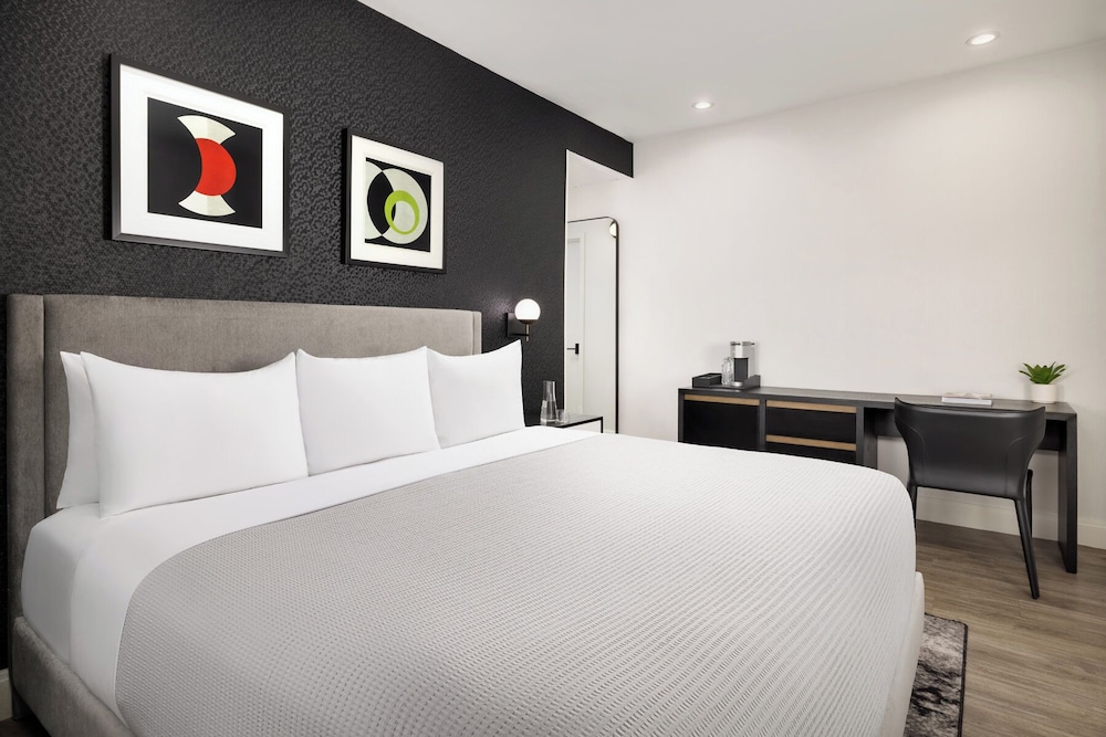 Arthouse Hotel New York 21/71