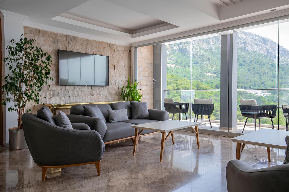 Ramada by Wyndham Fethiye Oludeniz - Adults Only +16 32/48