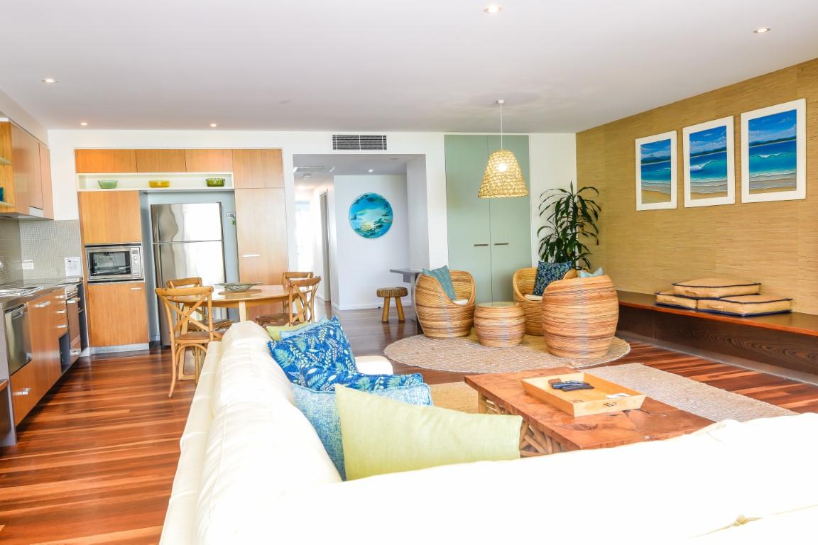 Villa, Pool Access