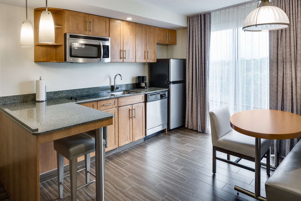 HYATT house Hartford North/Windsor 48/55