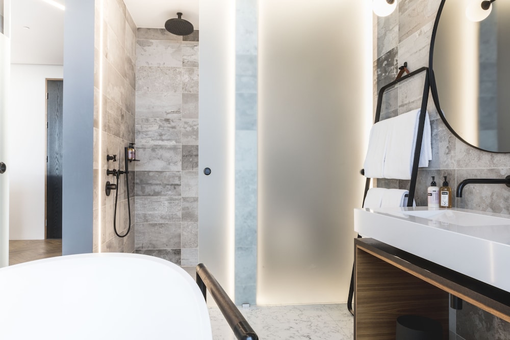 Tower Suites Reykjavik 34/41