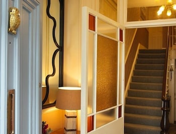 Lindholme Guest House 13/24
