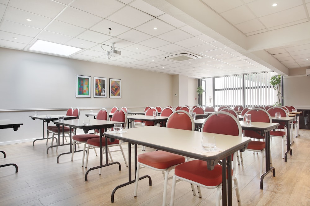 Appart hotel Odalys City Aix en Provence Centre Rotonde 33/48