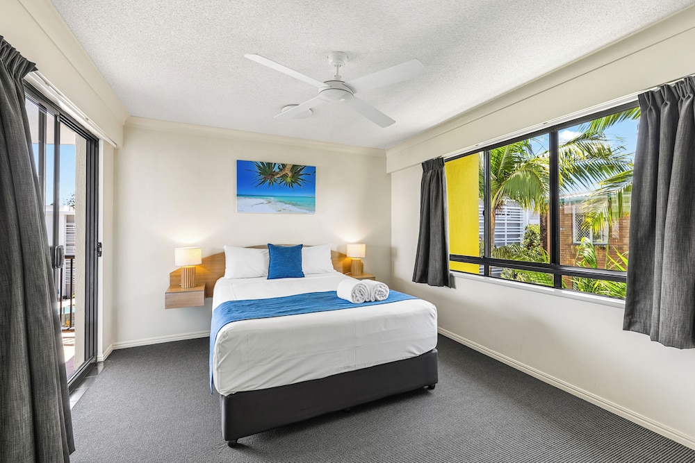 1 Bedroom, Apartment, Queen Bed, Partial View, Large