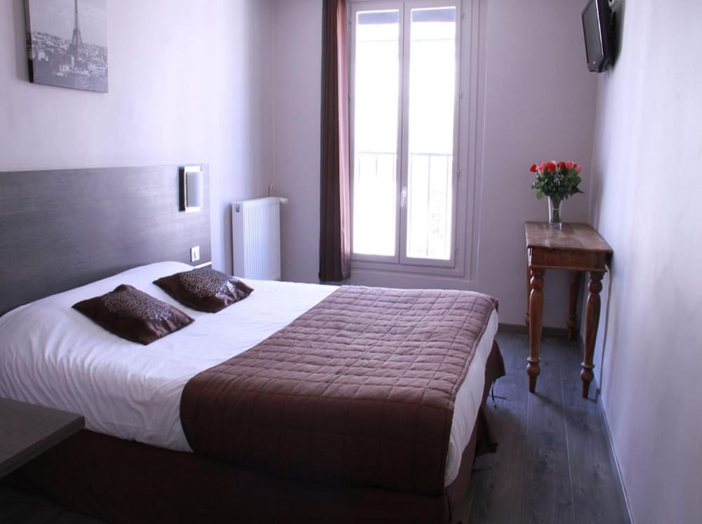Jeff Hotel 20/60