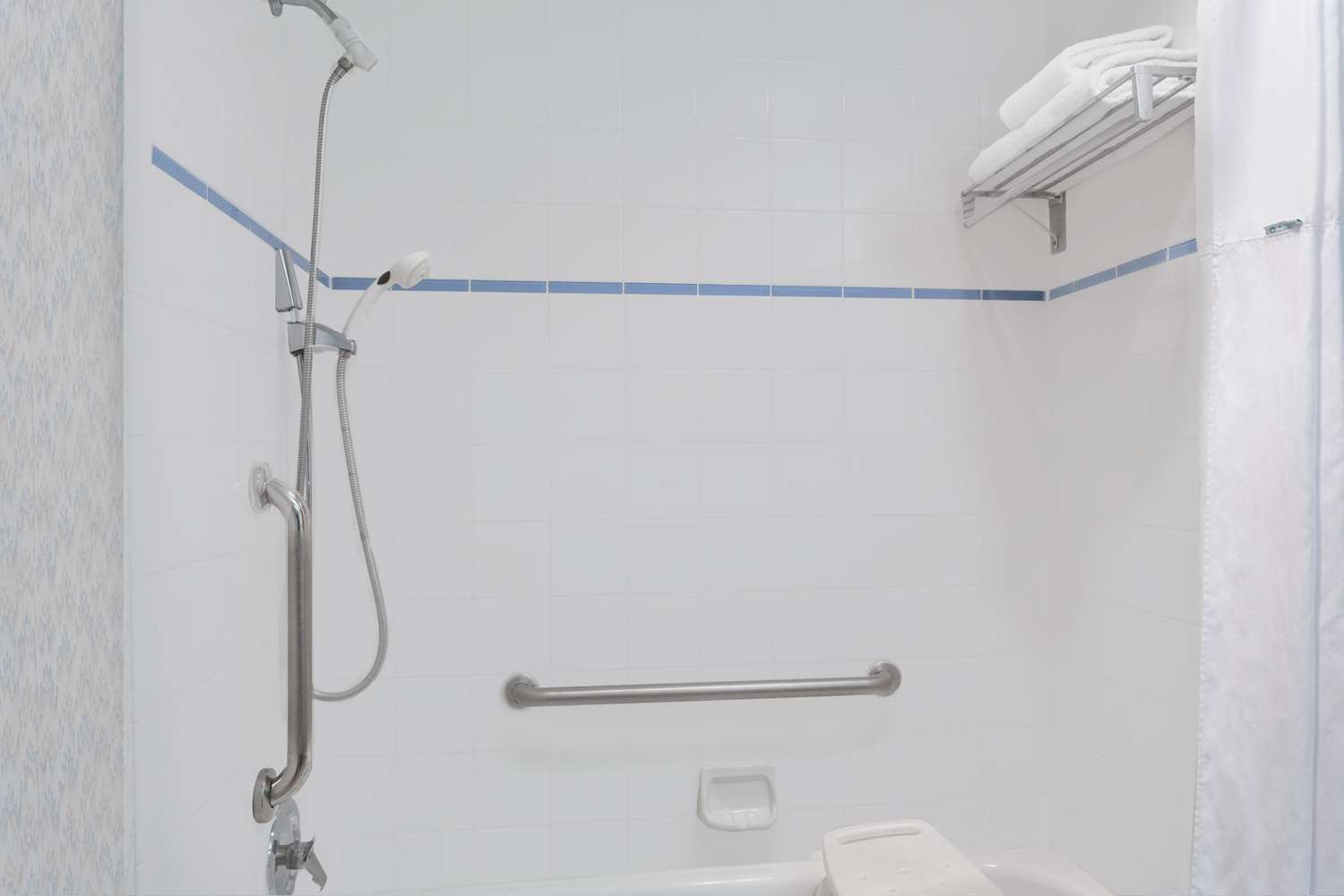Days Inn & Suites by Wyndham Kanab 8/8