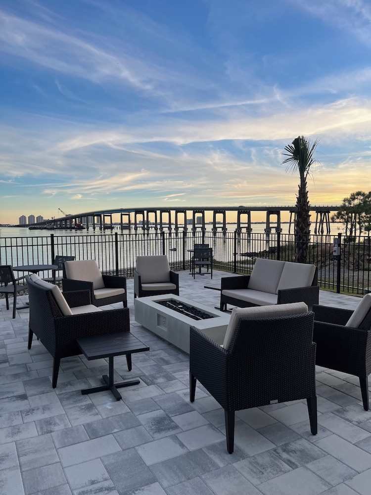 Residence Inn By Marriott Navarre Waterfront 31/43