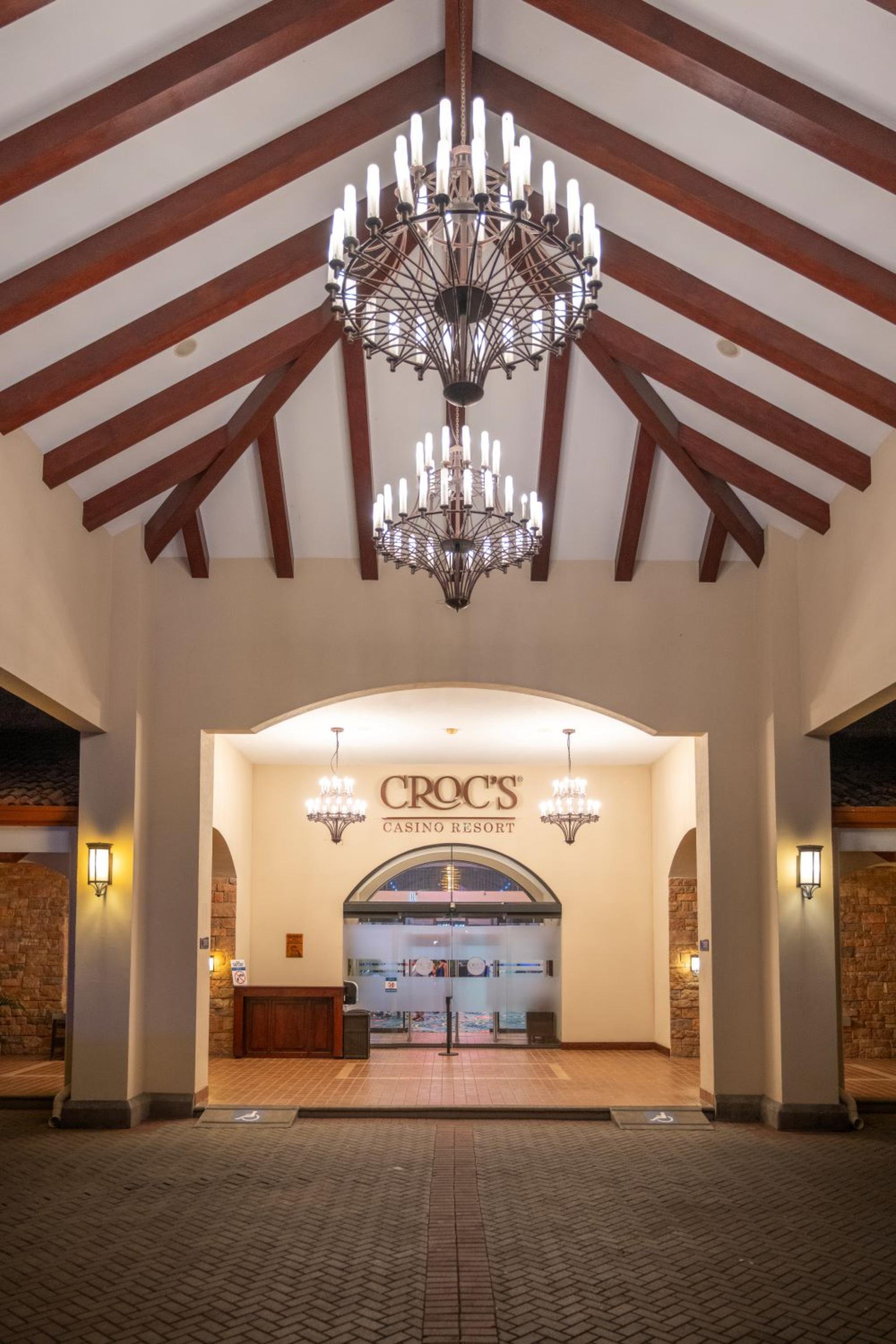 Crocs Casino and Resort 5/23