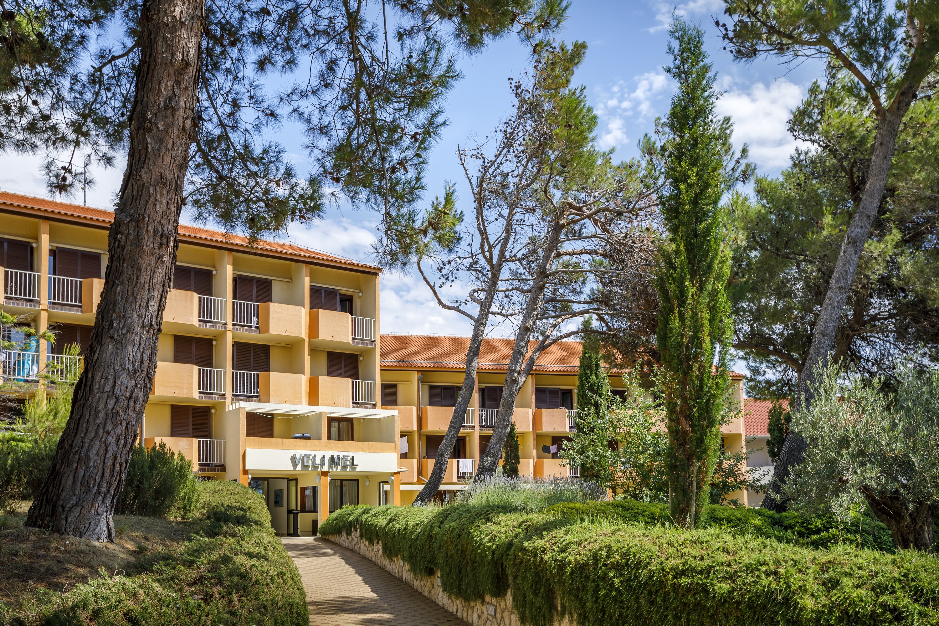 Veli Mel Hotel - San Marino Sunny Resort by Valamar in LOPAR