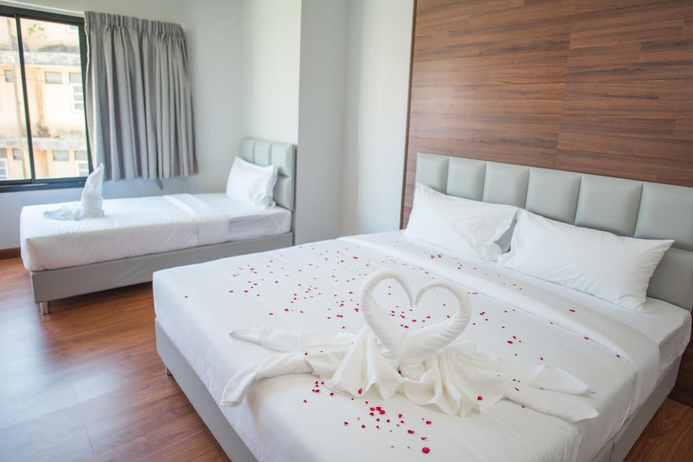 Chanthaburi Center Hotel 10/40