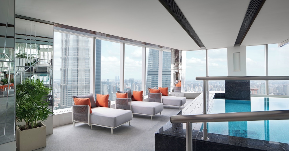 The Ritz Carlton Shanghai Pudong 41/68