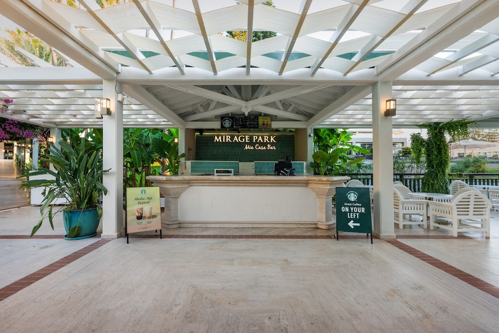 Mirage Park Resort Hotel 17/79