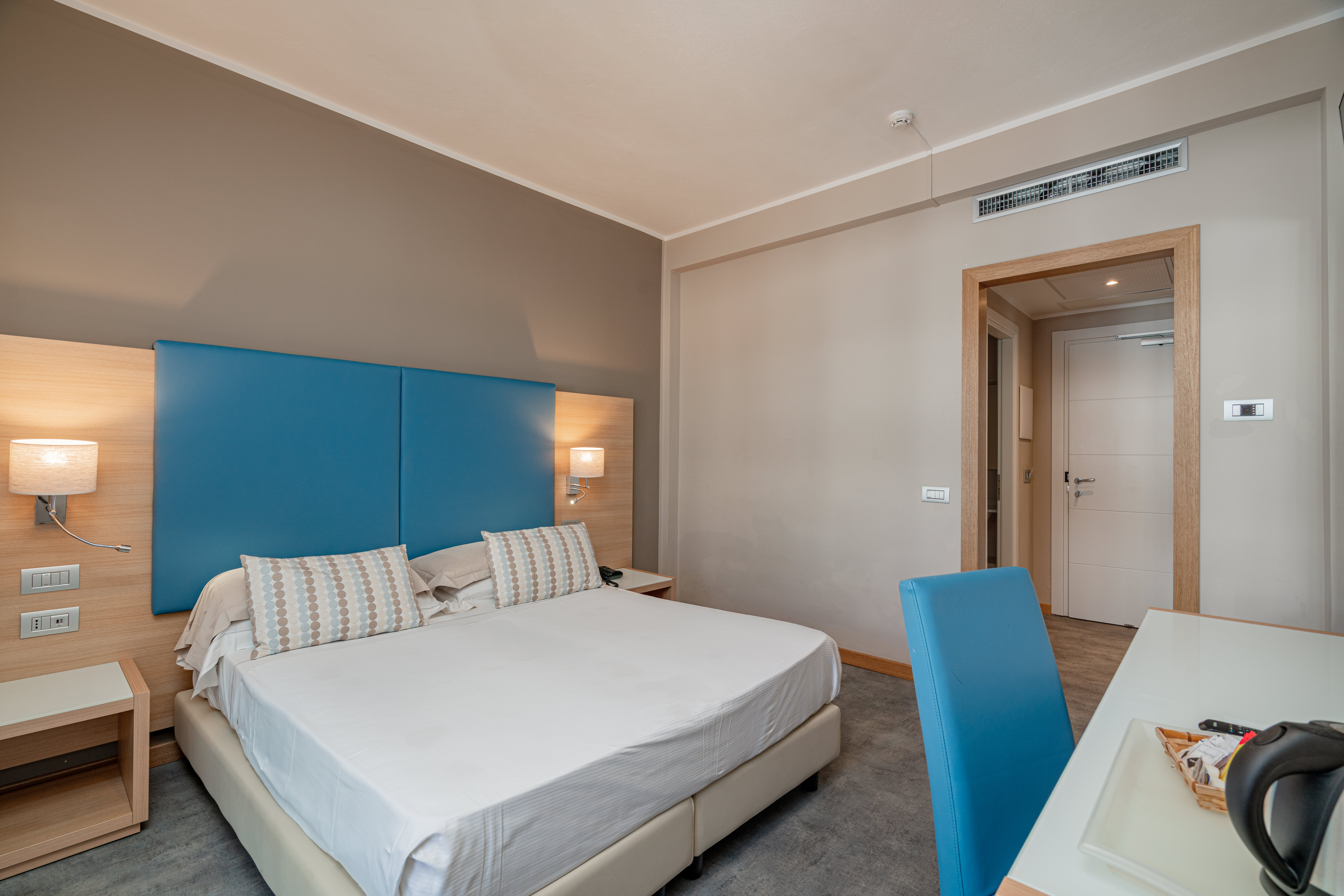 Room, Double or Twin Bed, Balcony, Hotel Calabona 3/6