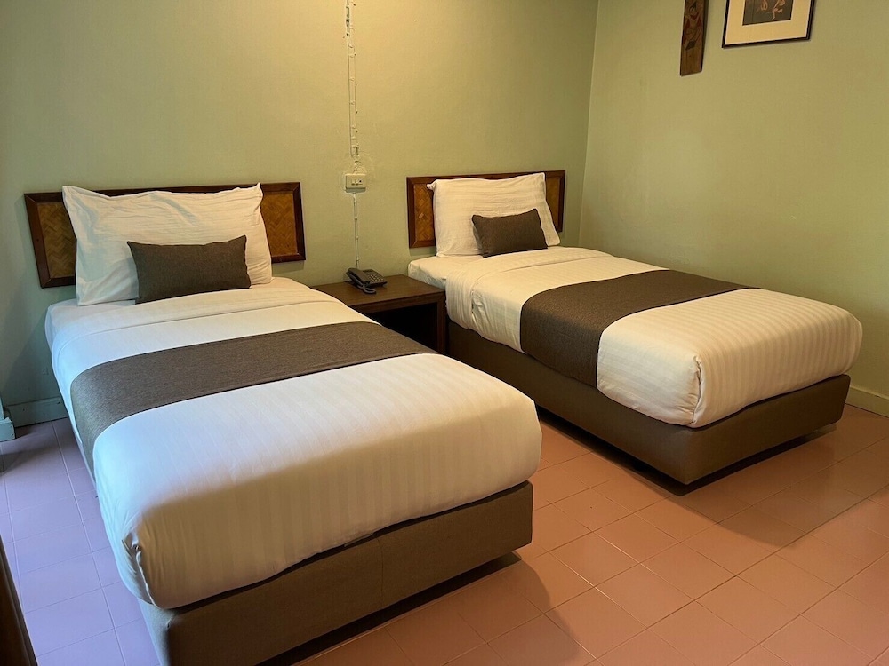 Superior, Twin Beds