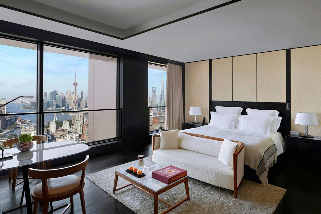 Guest Room, Premium, King Bed, River View, Pearl Tower View