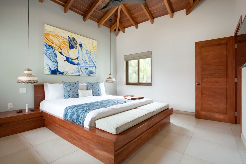 Naïa Resort And Spa 24/73