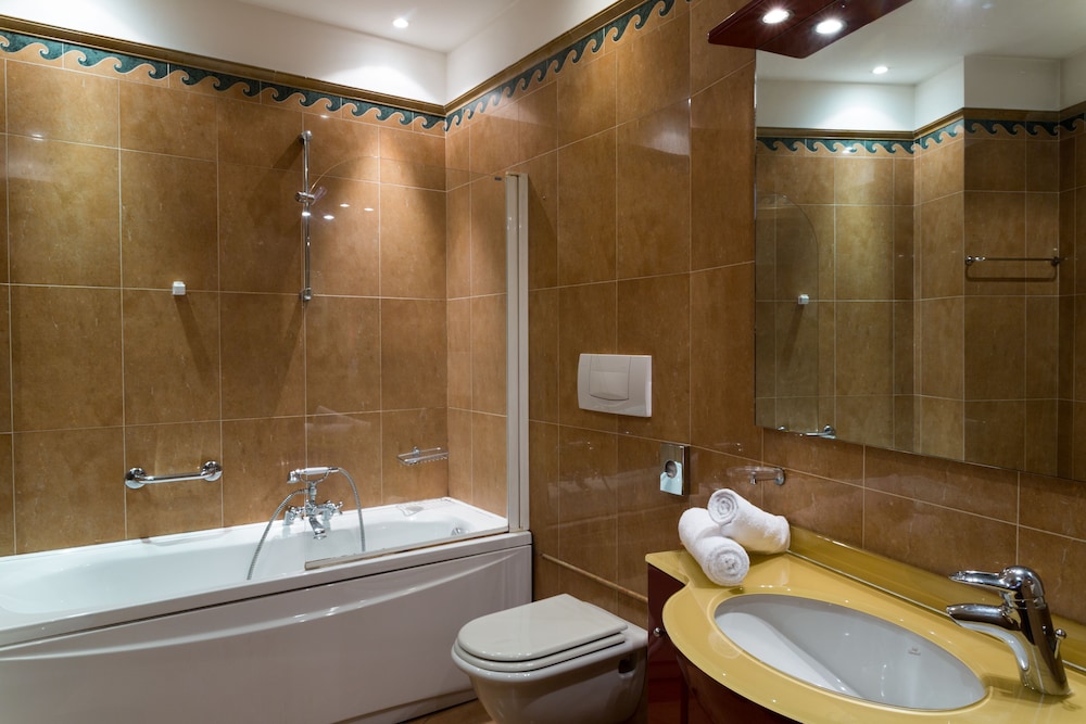 Hotel Royal Torino 30/44
