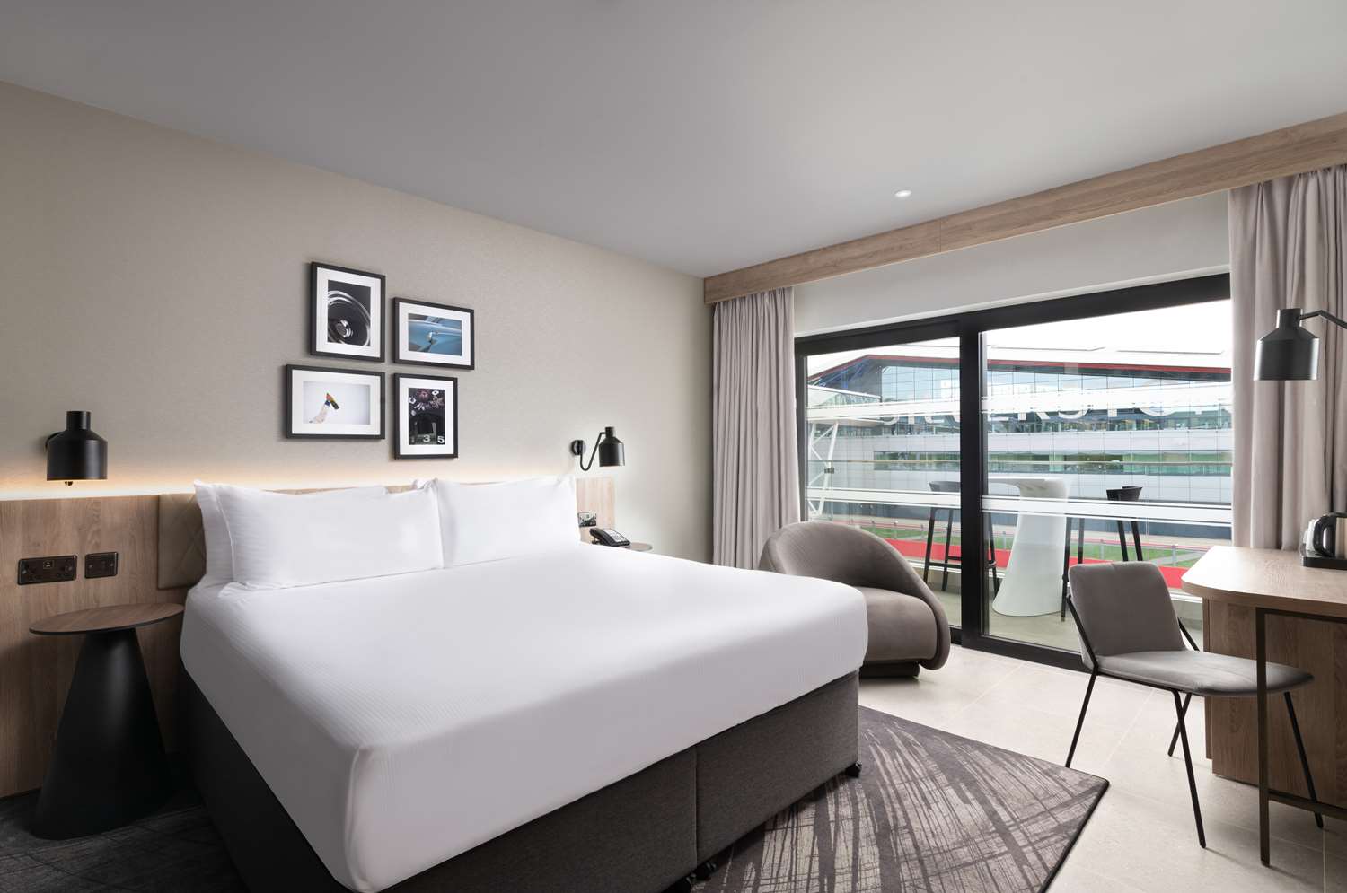 Room, King Bed, Track View, Balcony